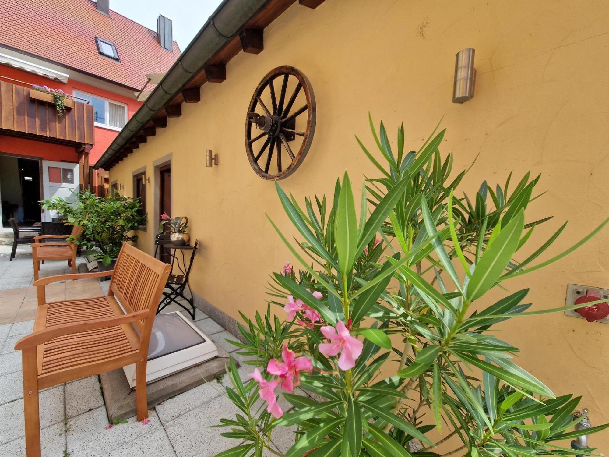 Laurentius Boutique-Hotel & Restaurant Weikersheim Exterior photo